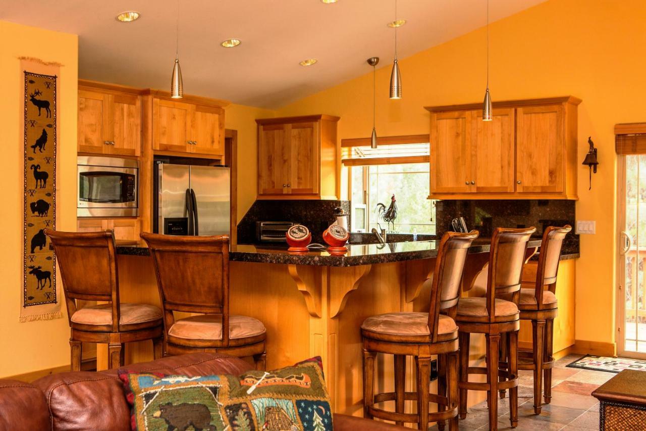 5-Star Luxury Tahoe Cabin! Great Location! Pool Table!Darts! Poker! Ping Pong! Games! South Lake Tahoe Exterior foto